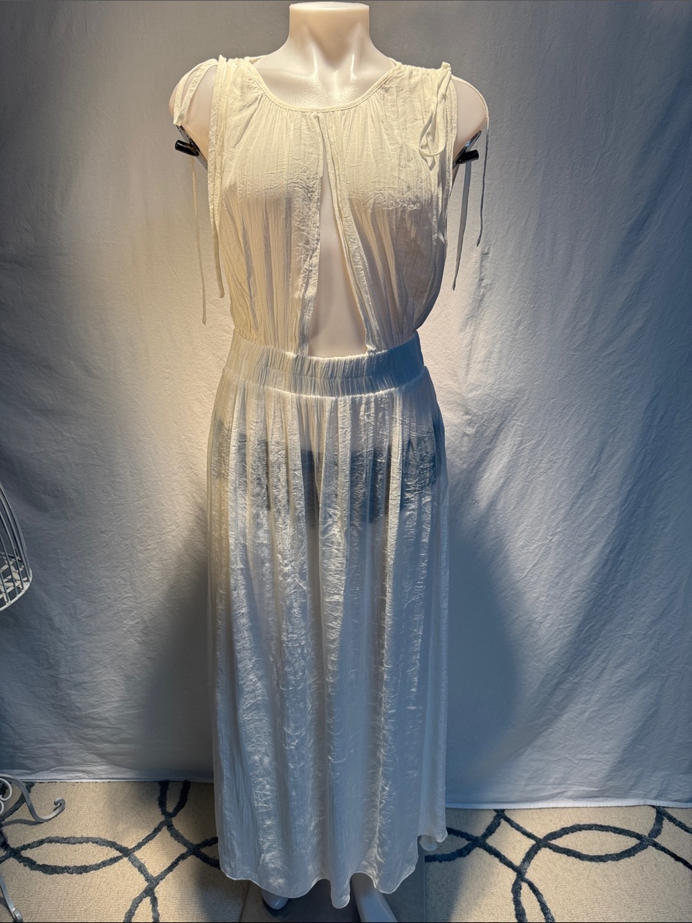 Women’s Cream Sleeveless Jumpsuit